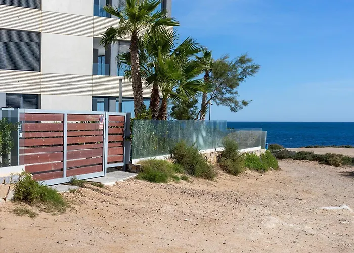 公寓 Es - Punta Prima Posidonia 托雷维耶哈